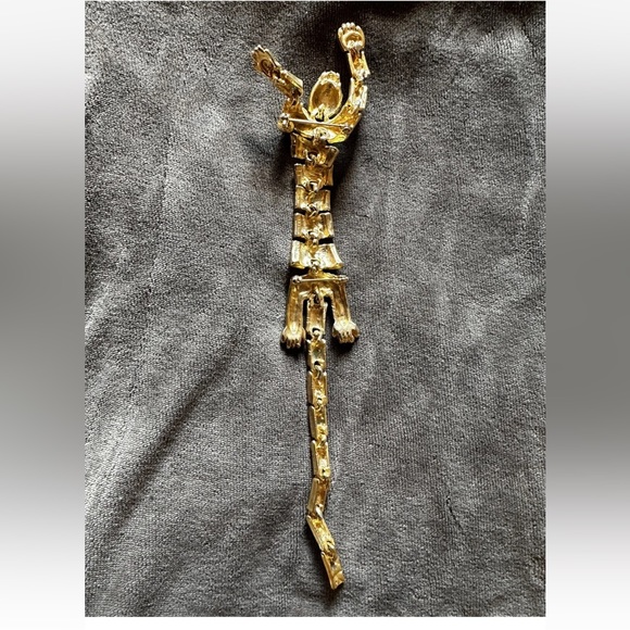 Vintage Articulating Leopard Cheetah Double Pin Gold Black Enamel Over Shoulder - Picture 6 of 10